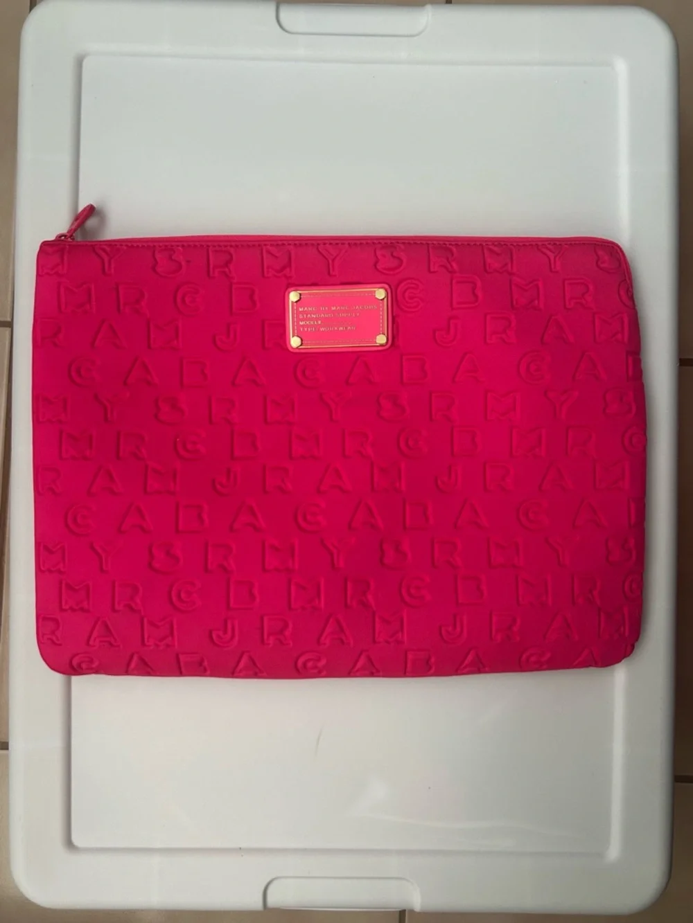 GUC Marc by Marc Jacobs Hot Pink Embossed Laptop/Ipad Sleeve